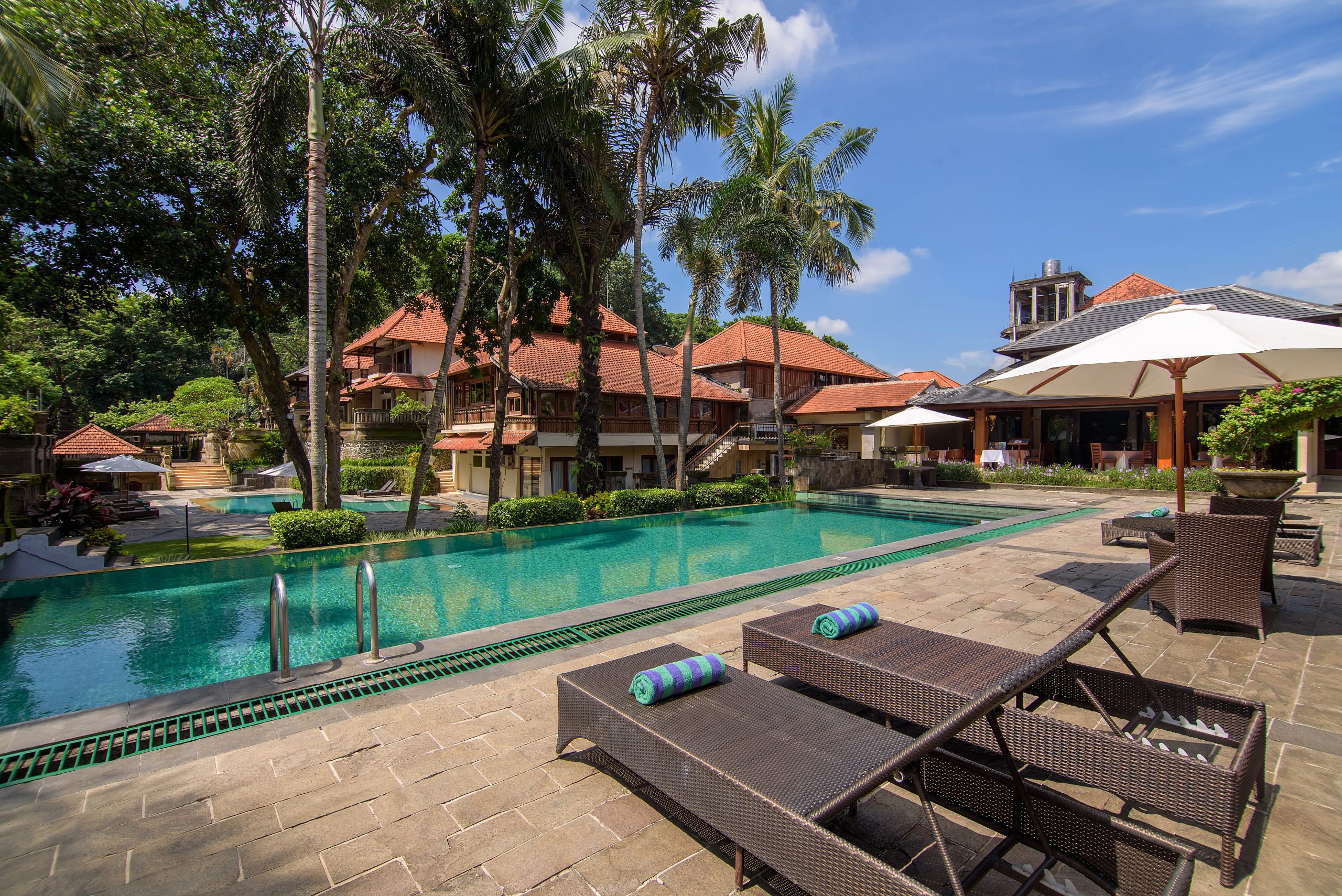 pool 2